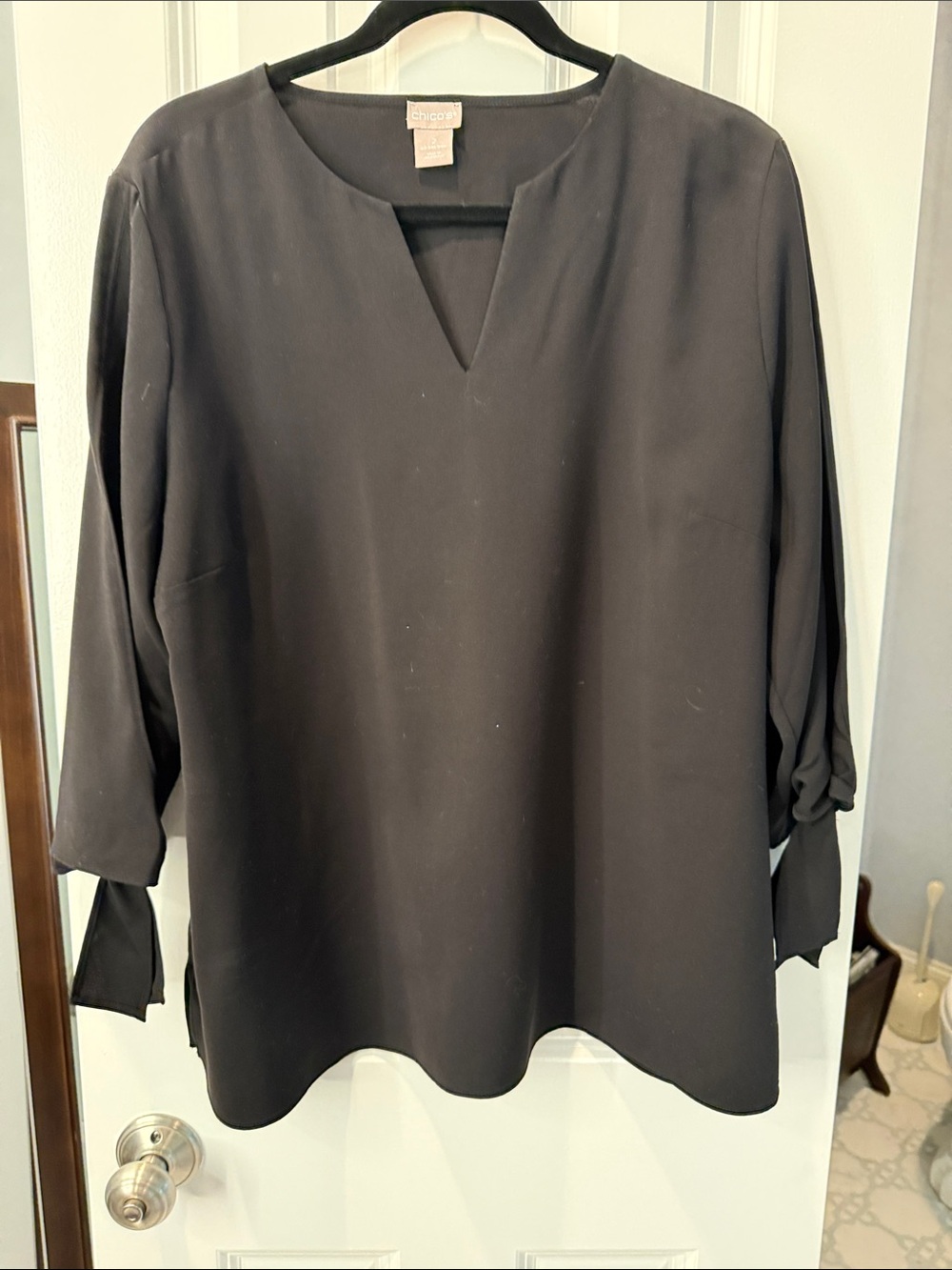 Chico's Black Notch-Neck 3/4 tie Sleeve Blouse